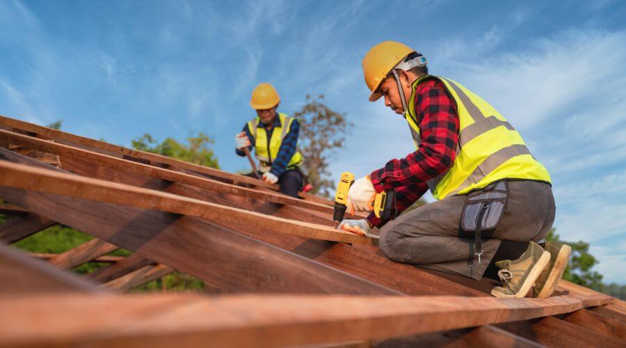 Professional Flat Roofing Installation services in McDavid, FL